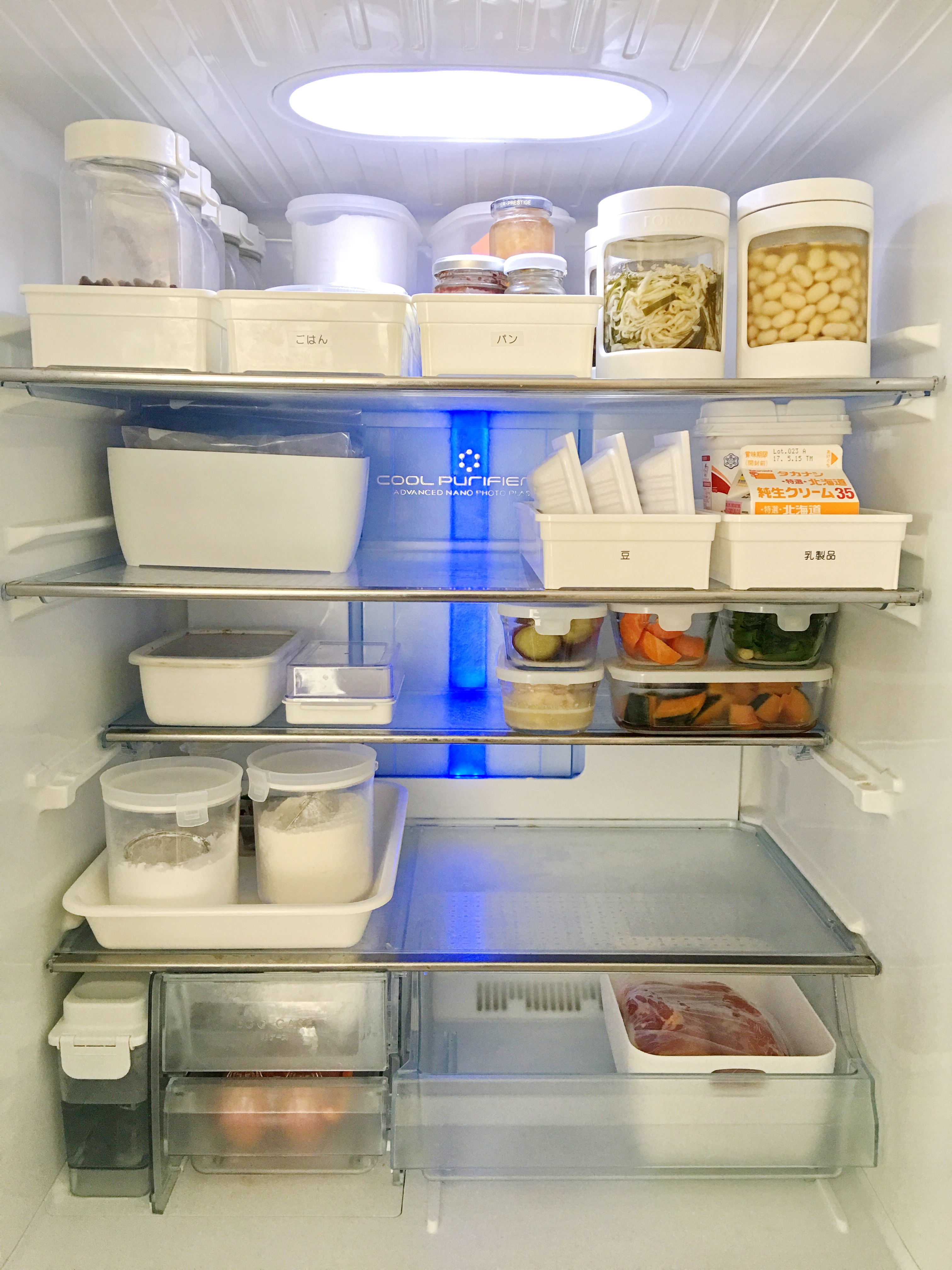 冷蔵庫収納家がすすめるトレーはこれ！どんな冷蔵庫にも収まるオーダーカットが可能になりました。 | 食品ロス講演は美人冷蔵庫LIFE